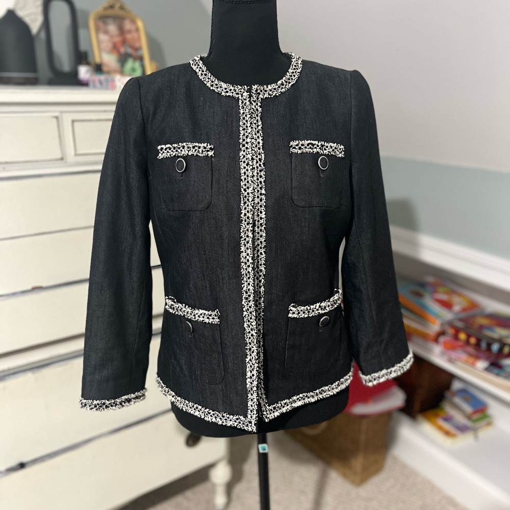 Talbots Black Blazer with Tweed Trim Detail Versatile Womens Jacket Size 4P